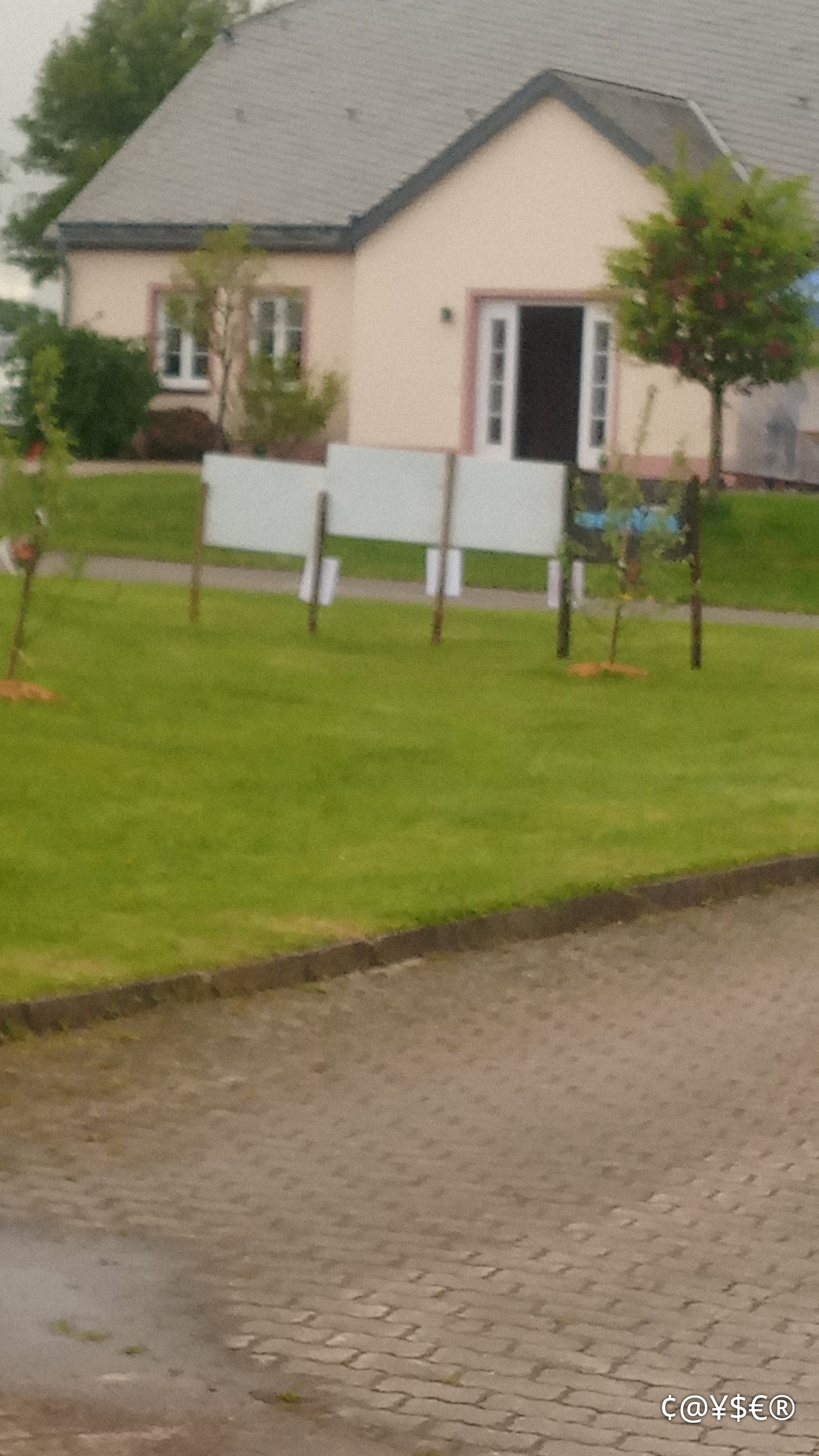 Dorfgemeinschaftshaus Oberlascheid und NEIN-Danke-Stand